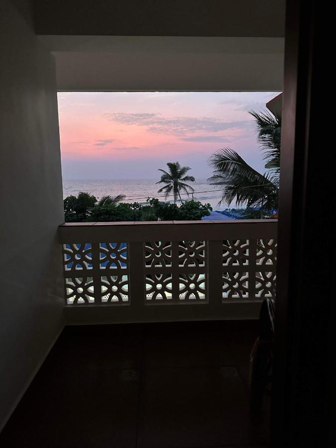 Buddha Beach Hotel Kovalam Ngoại thất bức ảnh