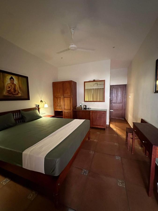 Buddha Beach Hotel Kovalam Ngoại thất bức ảnh